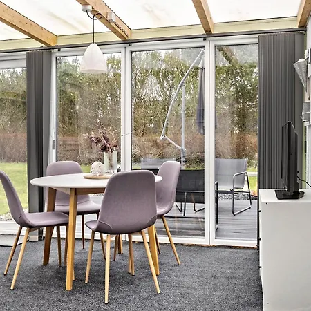 Nyaraló Awesome In With Kitchen