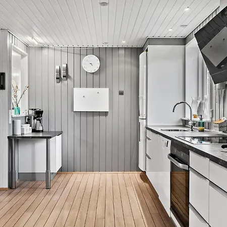 בית נופש Awesome In With Kitchen *