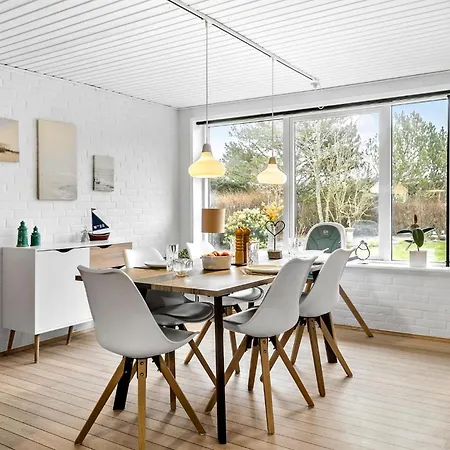 Awesome In With Kitchen Semesterbostad *