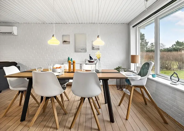 Awesome In With Kitchen